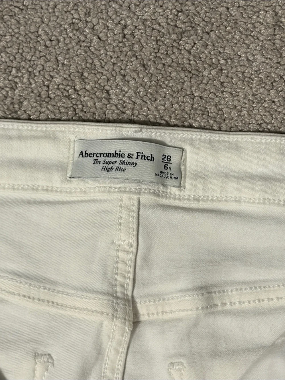 Abercrombie & Fitch slim fit